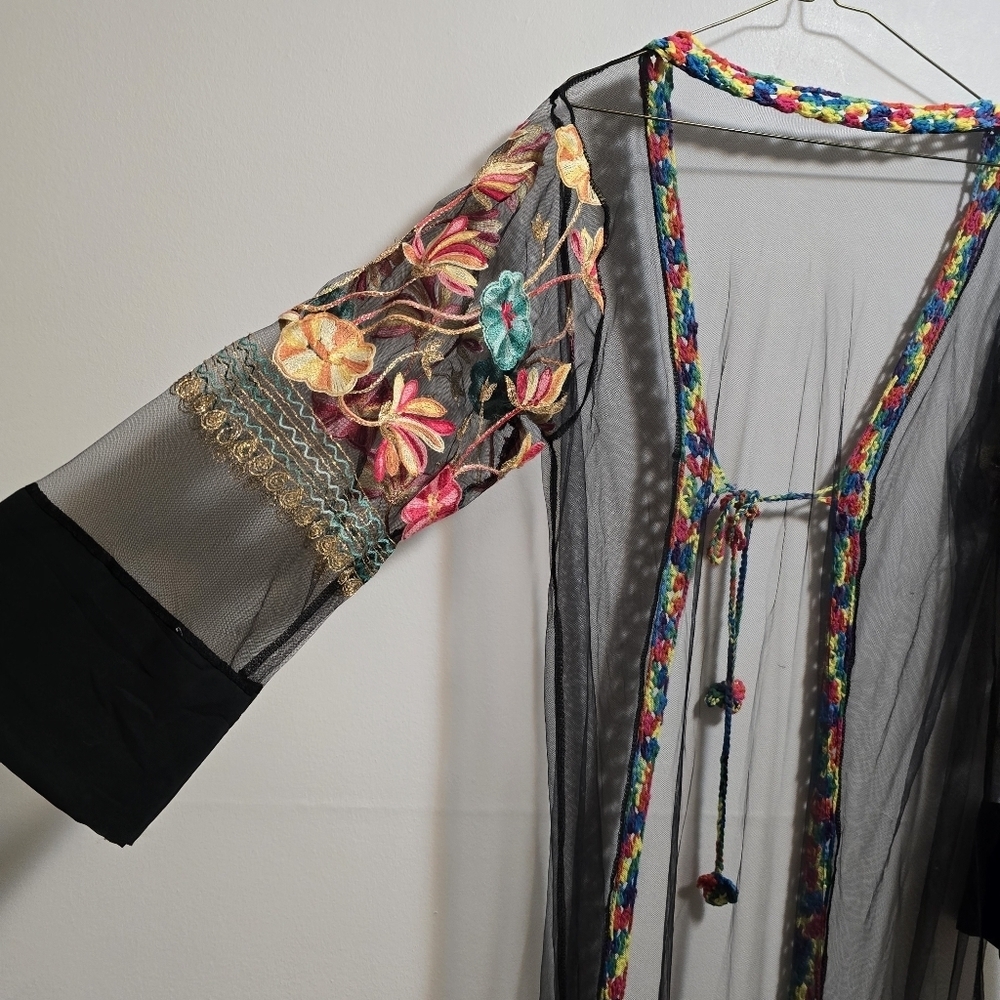 Mesh Floral Embroidered Long Sleeves Sheer Kimono - Picture 10 of 12